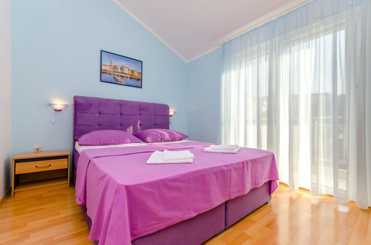 Apartments Maslina Trogir Exterior photo